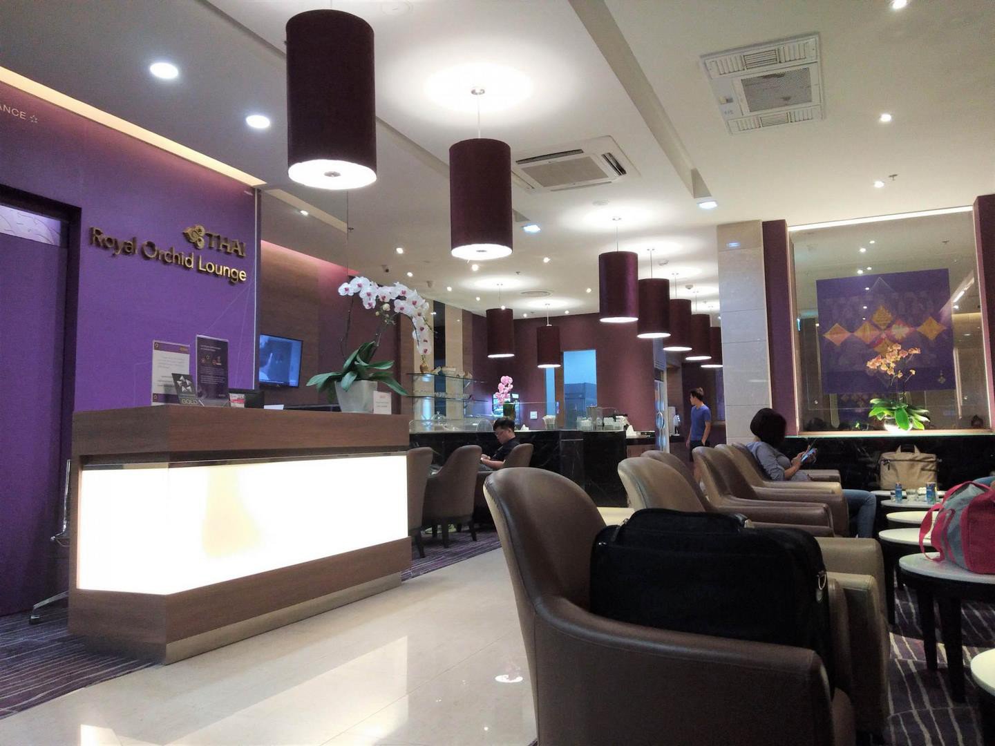 Royal-Orchid-Lounge-(-Thai-Airways-)